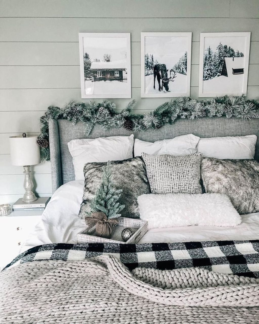 48 Amazing Winter Bedding Ideas To Get A Cozy Bedroom HOMYHOMEE