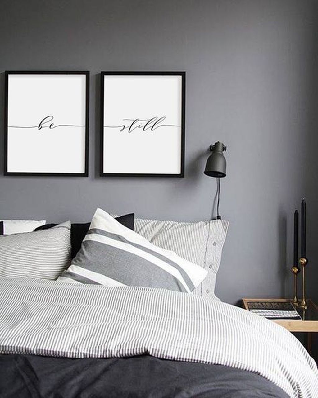 46 Awesome Minimalist Bedroom Design And Decor Ideas HOMYHOMEE