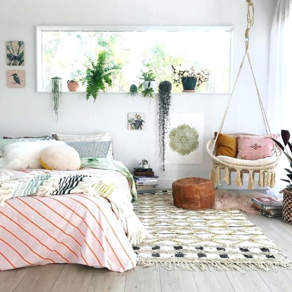 Lovely Boho Chic Bedroom Decor Idea 07