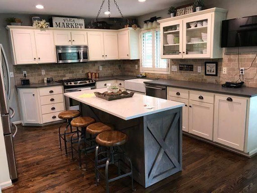 Nice Rustic Farmhouse Kitchen Cabinets Design Ideas Homyhomee