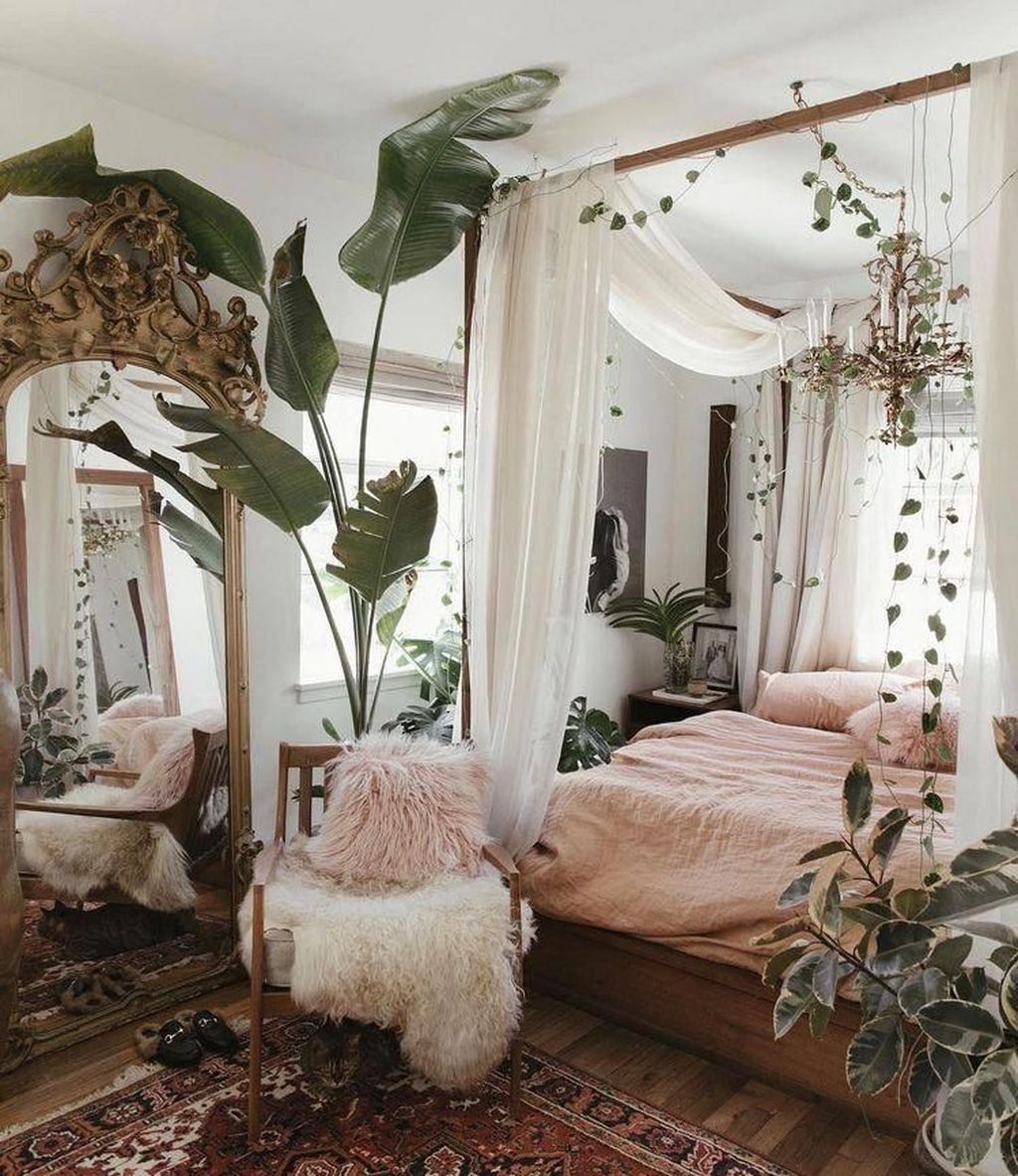 Stunning Romantic Bedroom Decor Ideas You Will Love 30 Homyhomee
