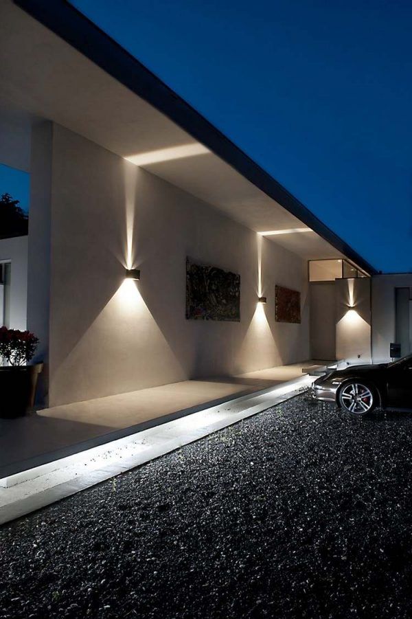 Modern Outdoor Wall Sconce