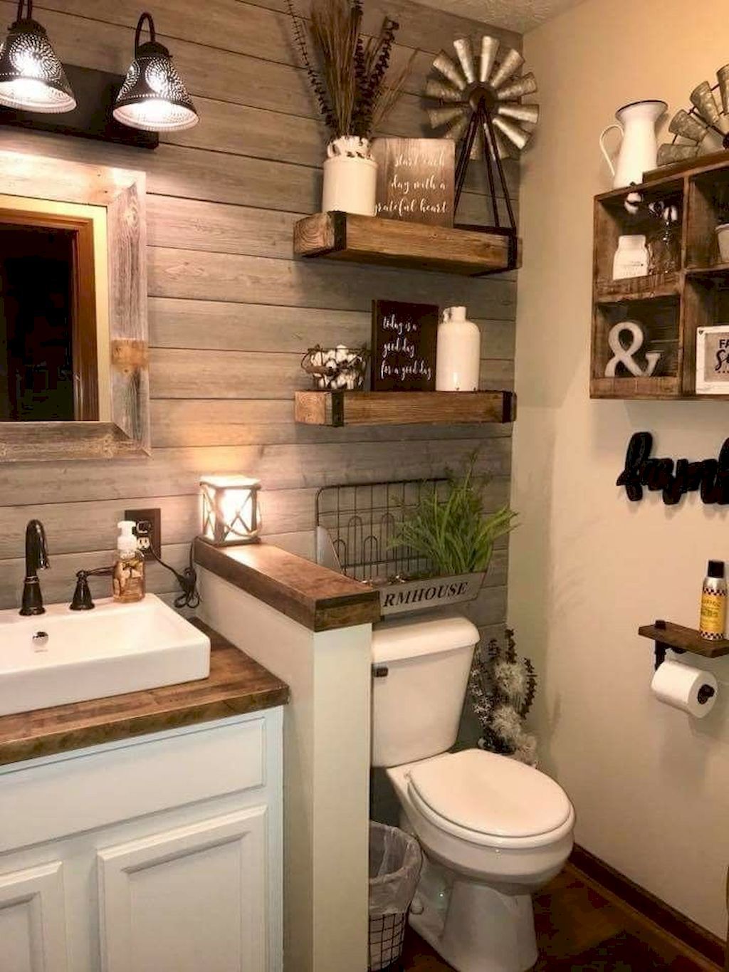 Rustic Farmhouse Bathroom