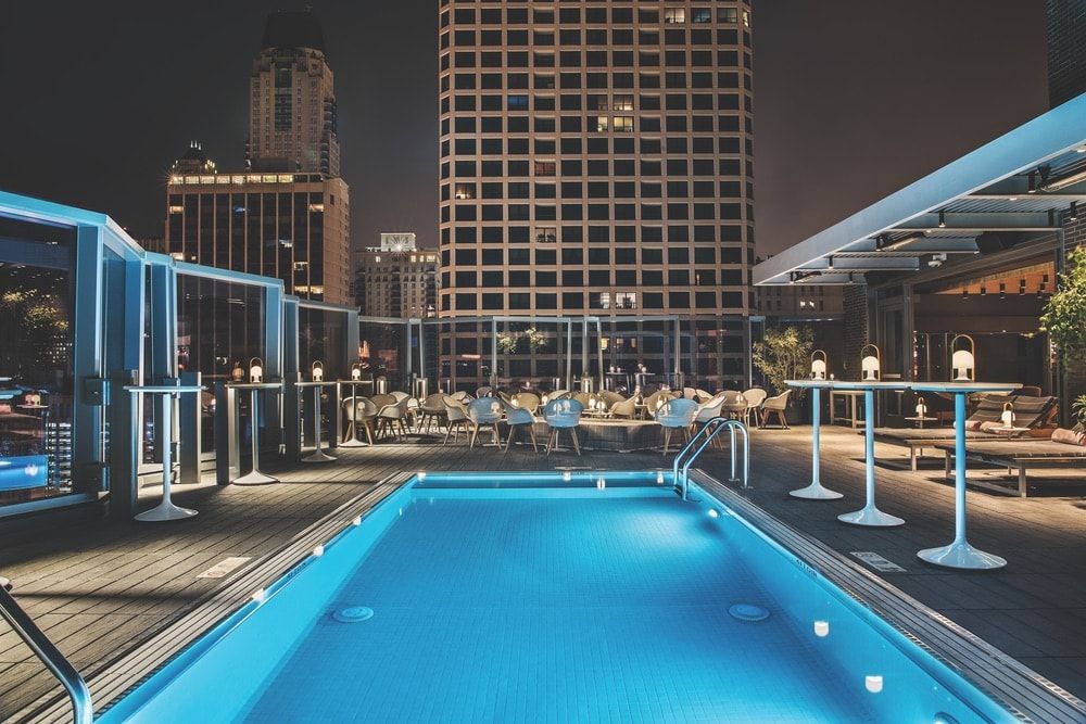 Chicago Hotels With Outdoor Pools